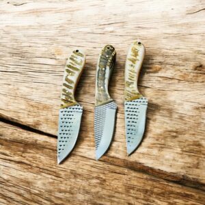 cowboy knives-rasp tool steel blade Ram horn handle