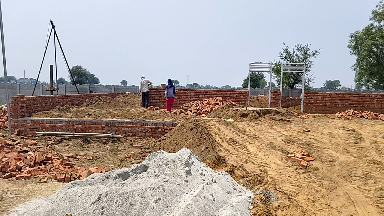 society plots in jewar