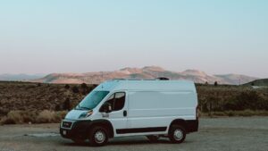 Reliable Chiller Van in UAE: Your Partner for Temperature-Sensitive Deliveries
