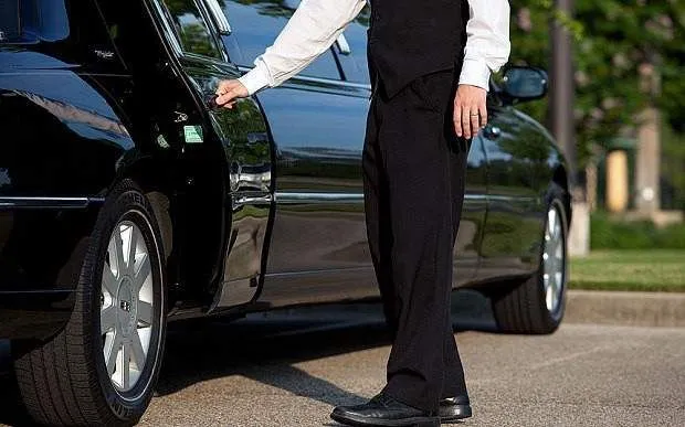 Airport Transfer Service to LGA Airport